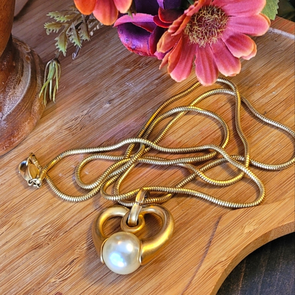 Vintage express long necklace
